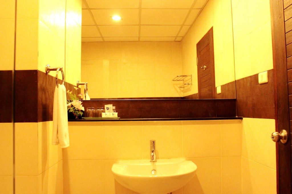 14 Resort Bangkok Phòng bức ảnh