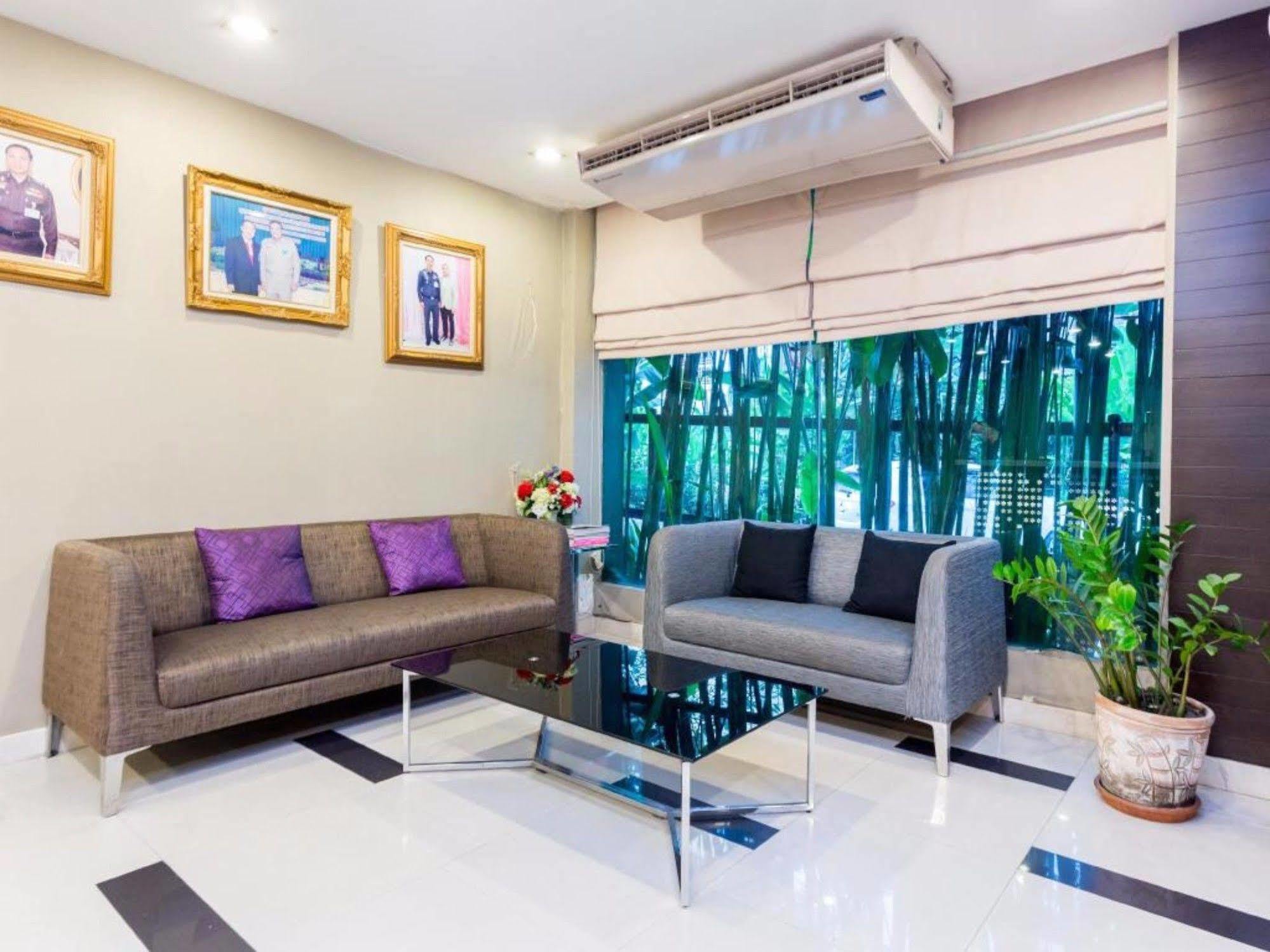14 Resort Bangkok Ngoại thất bức ảnh
